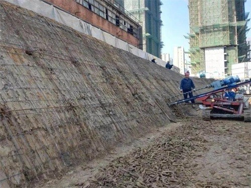 郾城建筑边坡支护